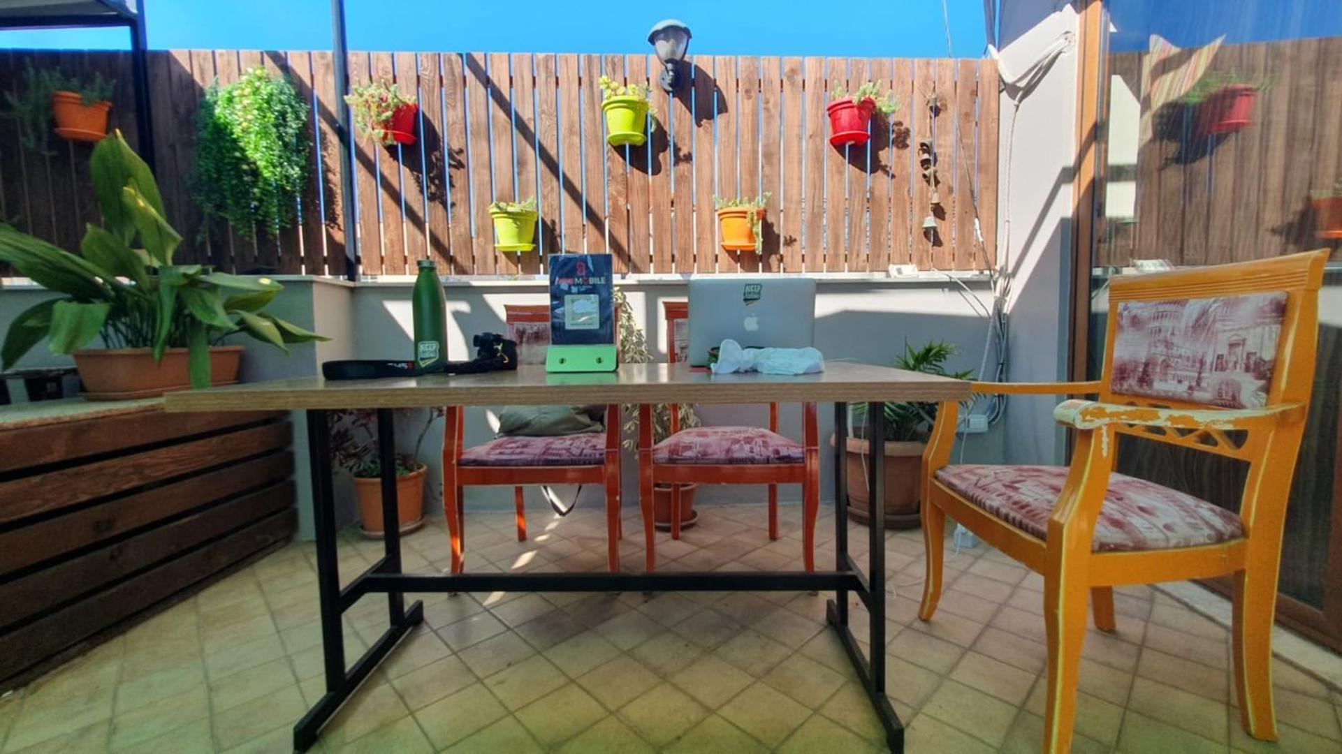 Scodrinon Hostel Shkoder Bagian luar foto