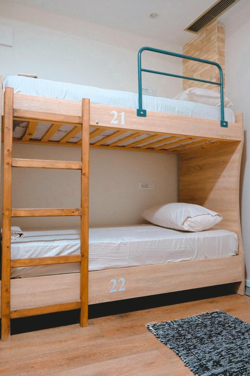 Scodrinon Hostel Shkoder Bagian luar foto