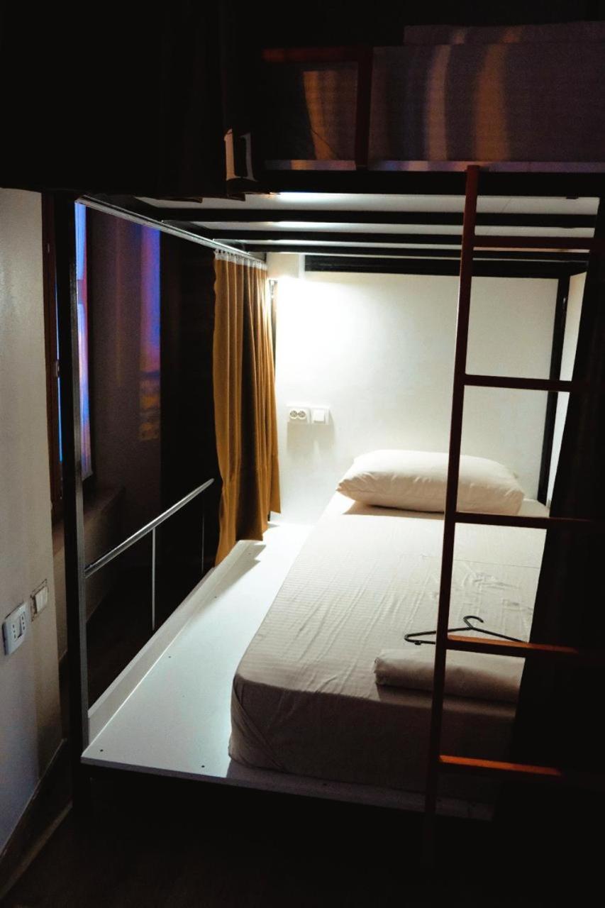 Scodrinon Hostel Shkoder Bagian luar foto
